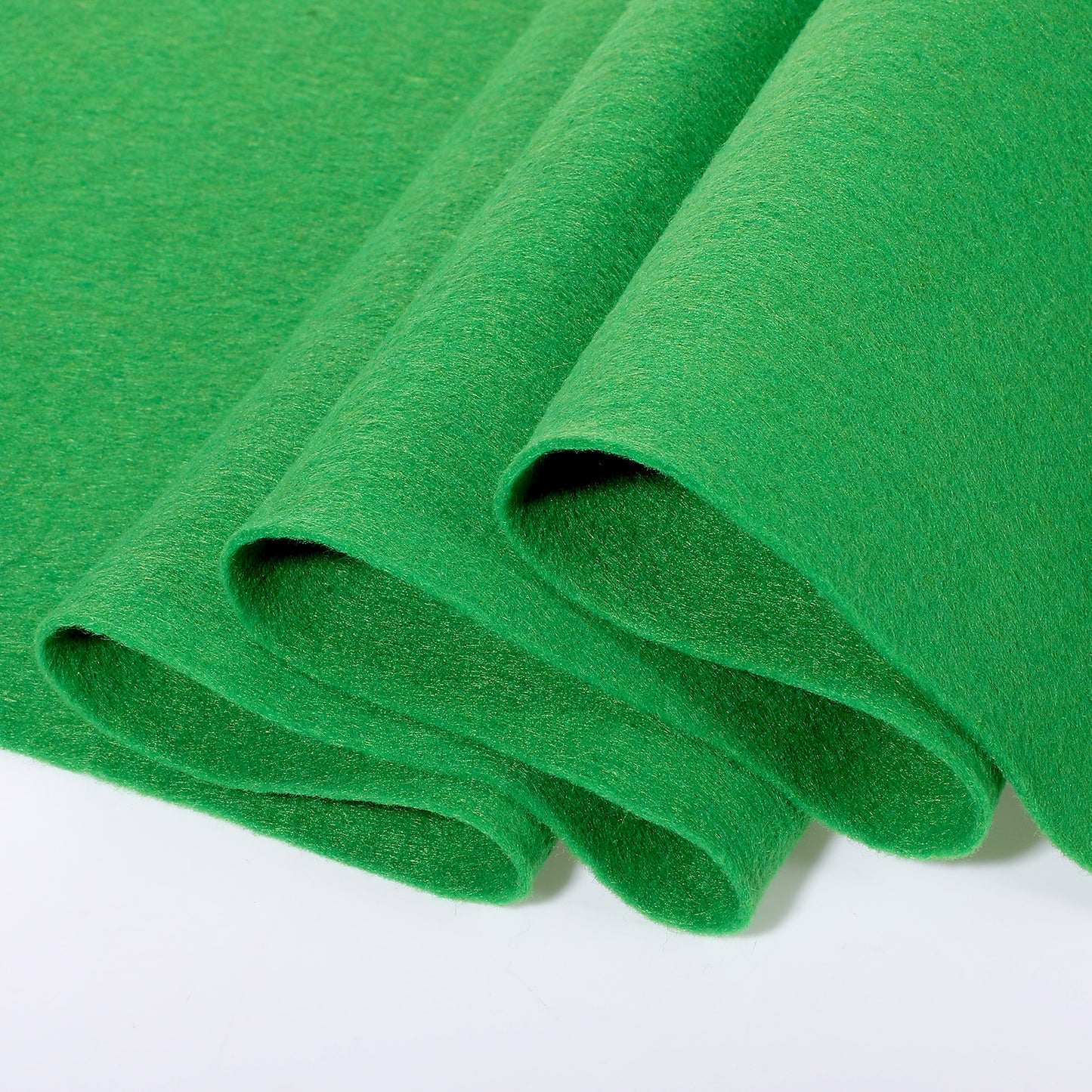 Green Felt Fabric 90 x 90cm/1.4mm Thick Soft Durable Felt Fabric Sheet by The Yard Large Craft Felts Roll for DIY Sewing Patchwork